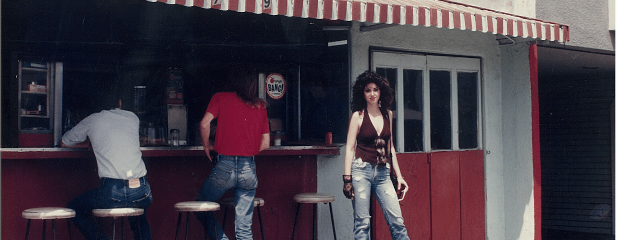 Taylor Van Arsdale at Original Sunset Grill